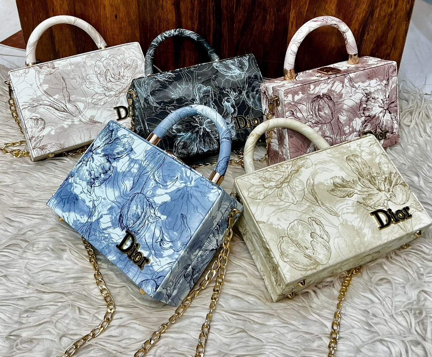 Dior Bella