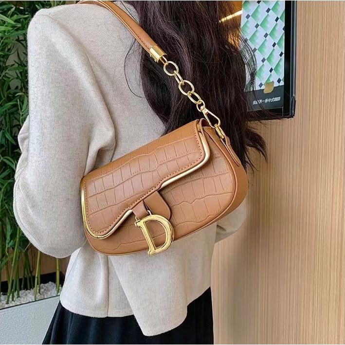 Dior Carry