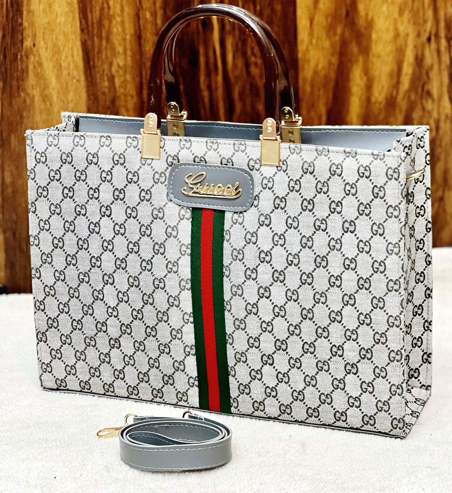 Gucci Aura Tote