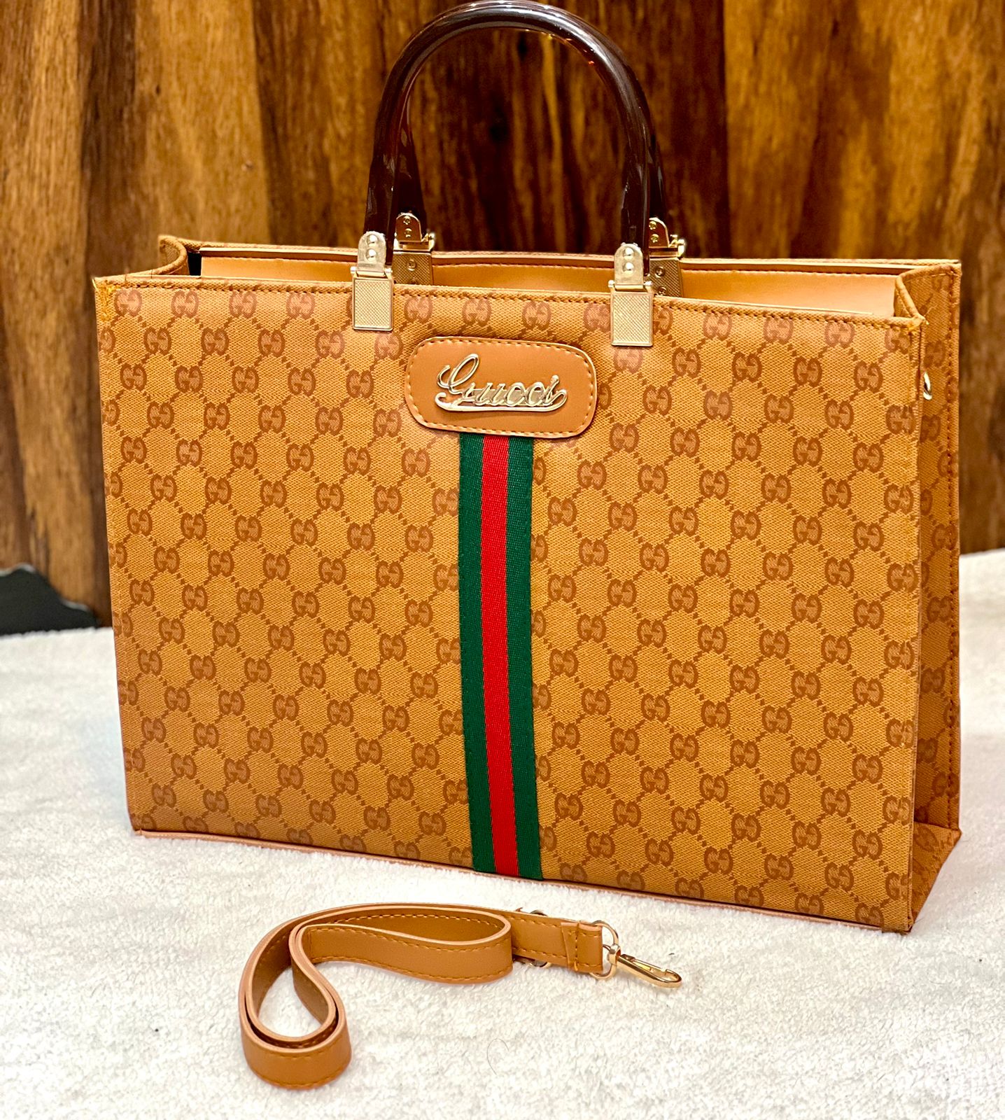 Gucci Aura Tote
