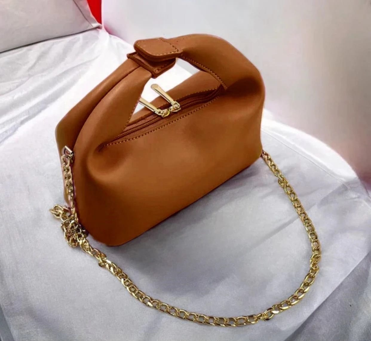 Aura Hobo