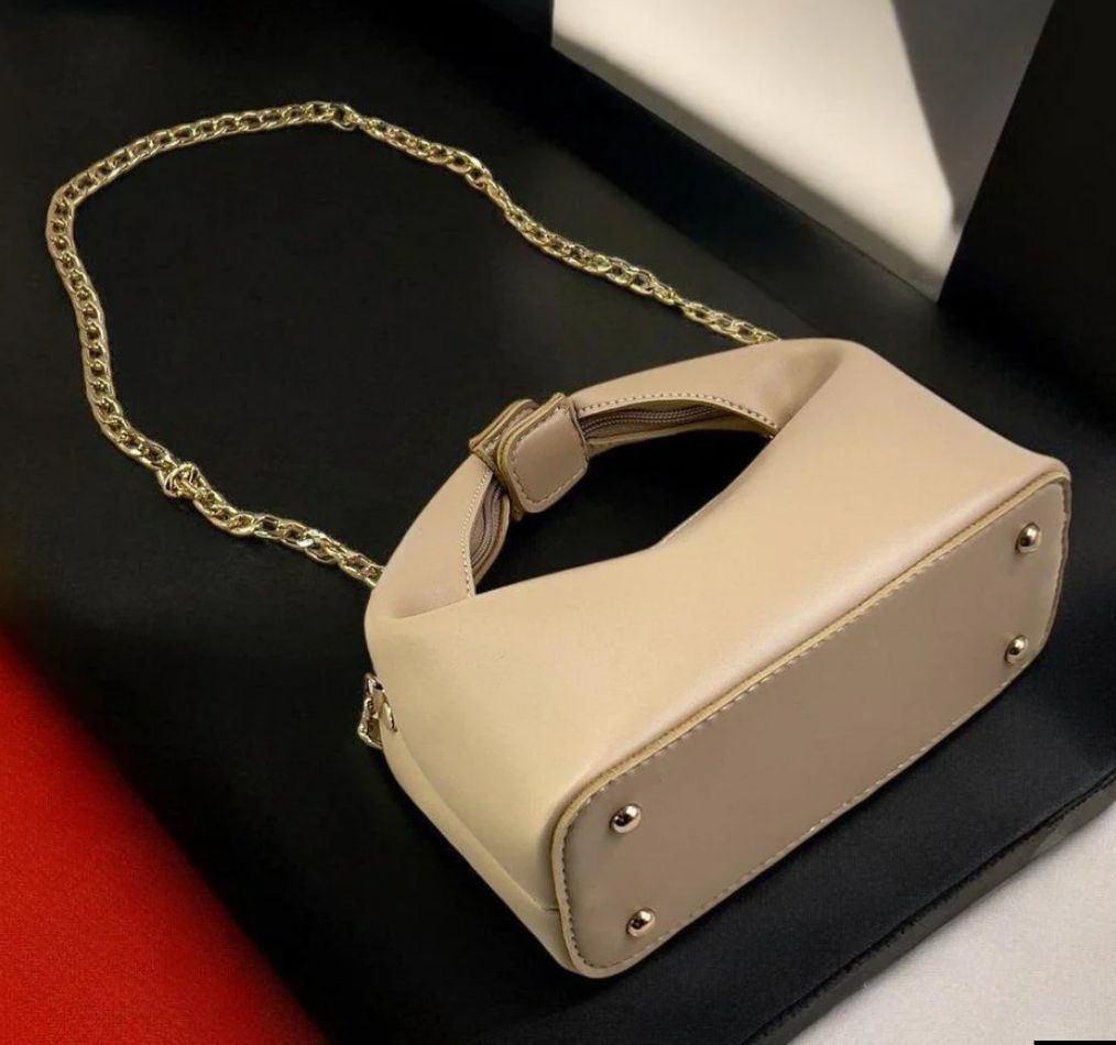 Aura Hobo