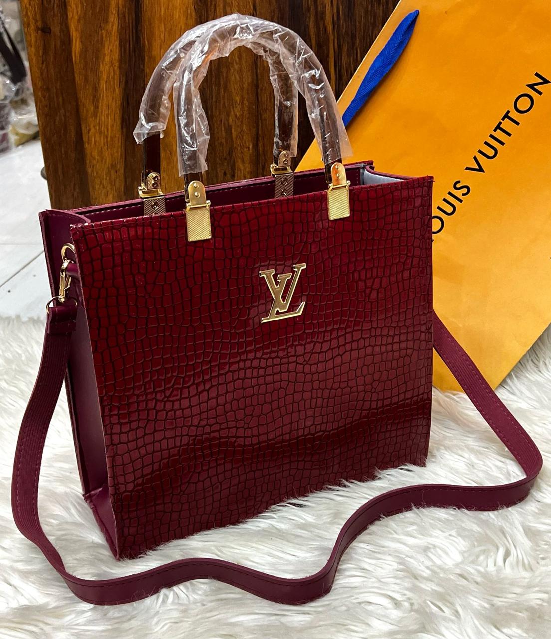 LV Essence