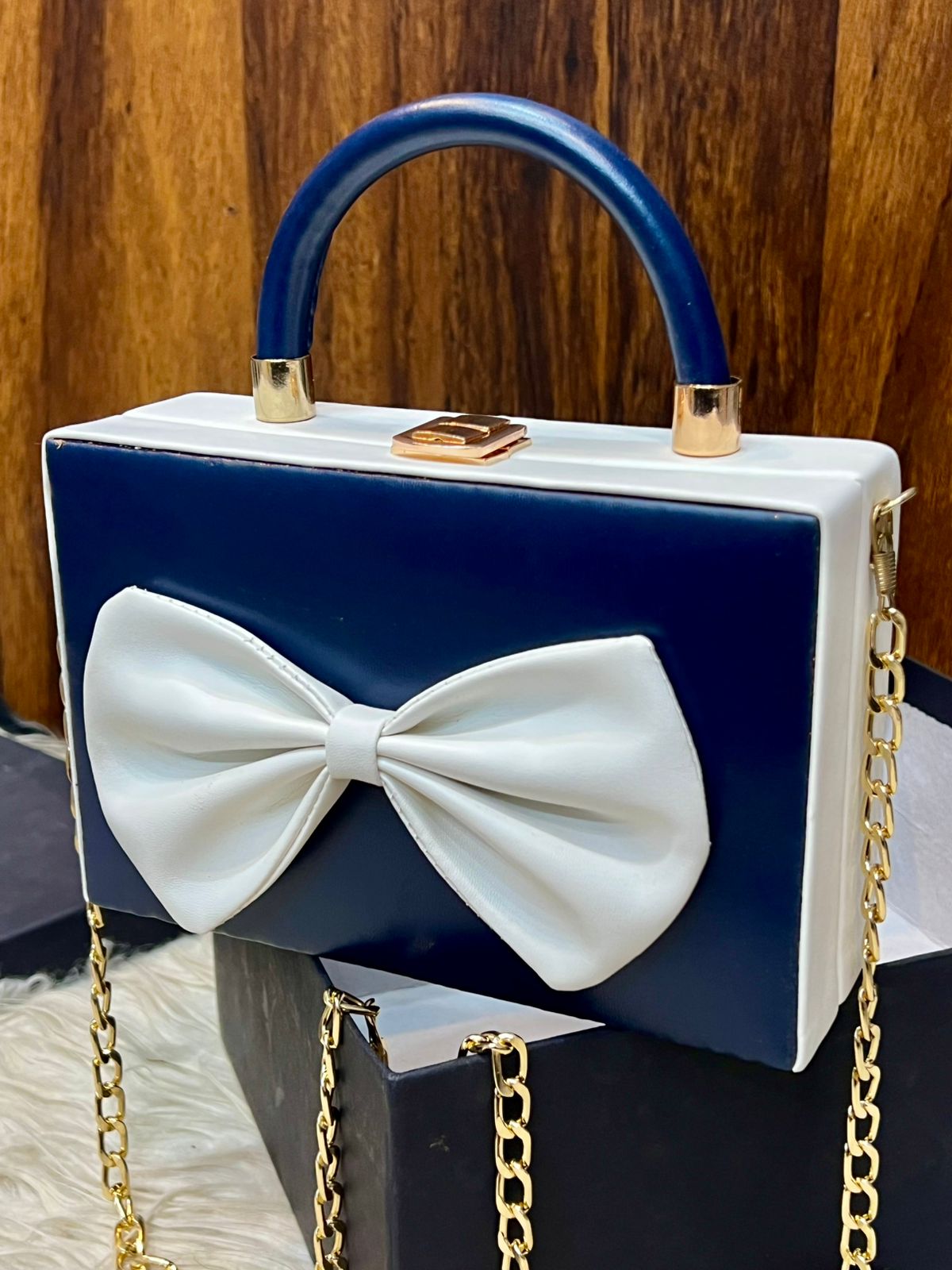 Chérie Bow