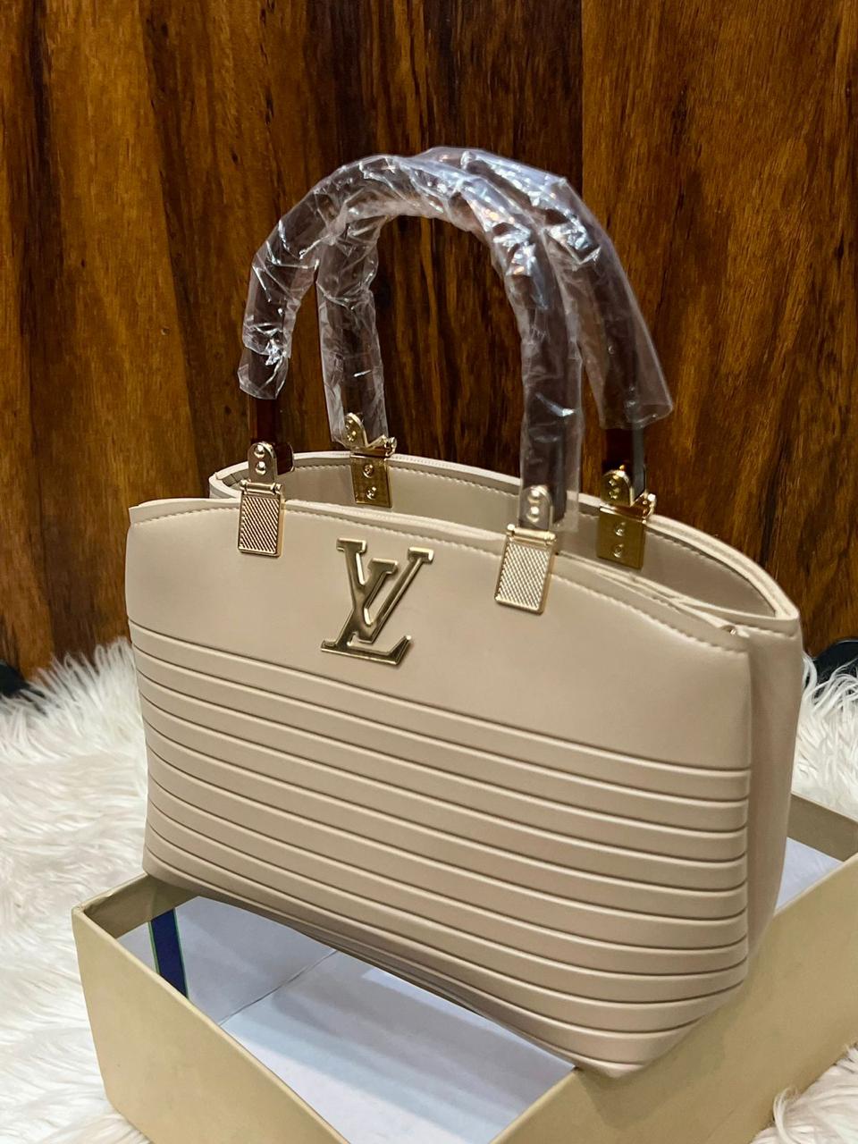 LV Dual Carry