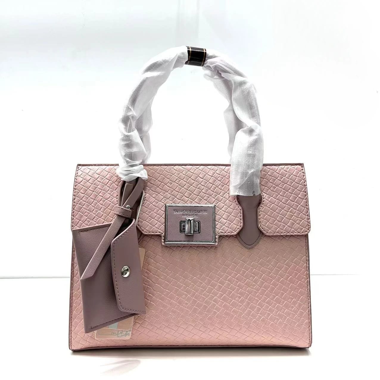 Tai Hong Luxe Guard
